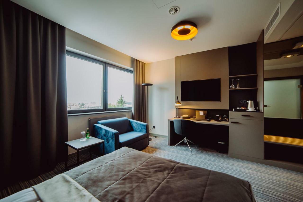 Hotel Evva Tarnobrzeg Eksteriør billede