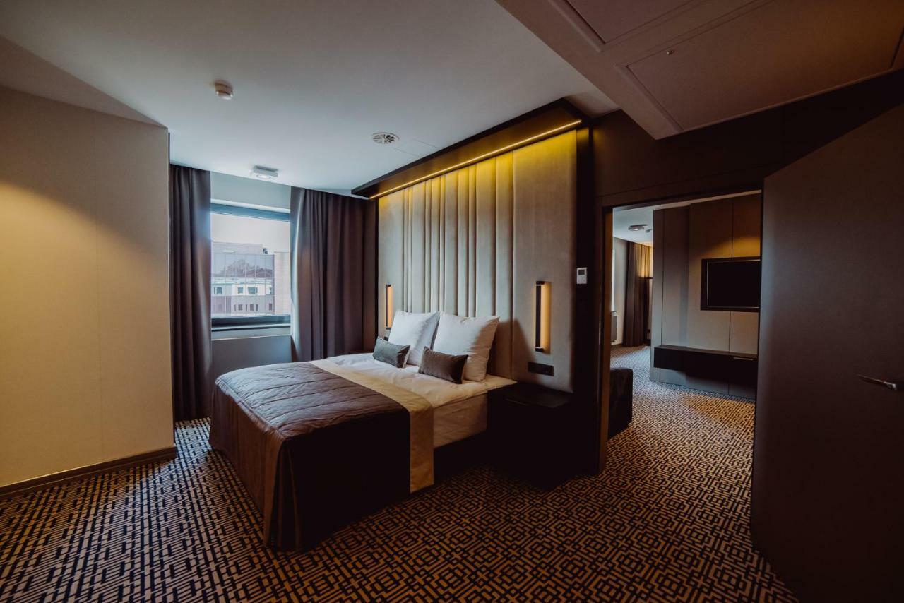 Hotel Evva Tarnobrzeg Eksteriør billede